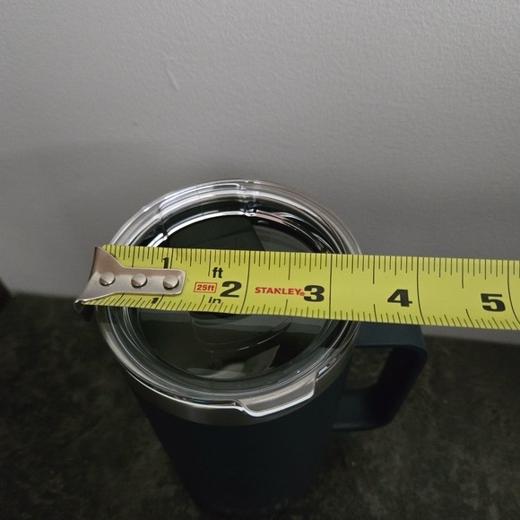 New YETI Navy Travel Mug Has A Company Name On Back - Picture 11 of 11